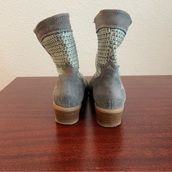 Desigual Western Embroidered Gray Blue Suede Patchwork Multicolor Boots - Picture 5 of 9